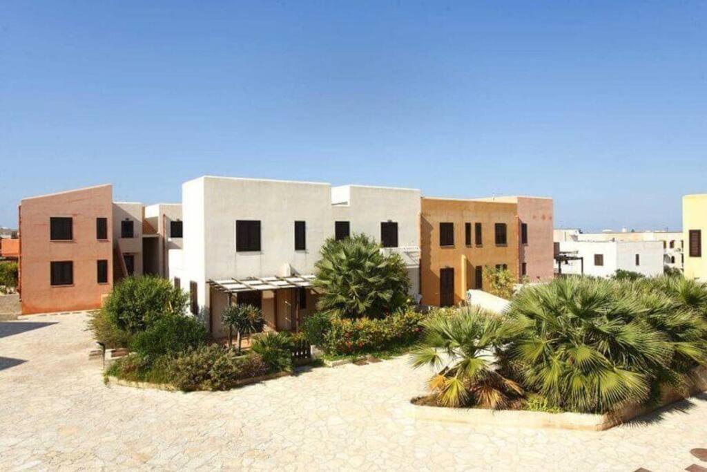 Appartamento Casa Gilia Favignana Esterno foto
